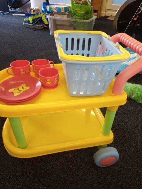elc tea trolley